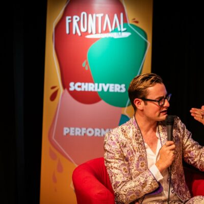 Frontaal Podium in Pesthuys Podium Maastricht in september 2023.