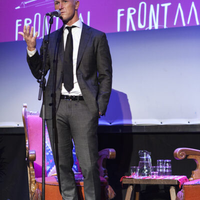 frontaal49